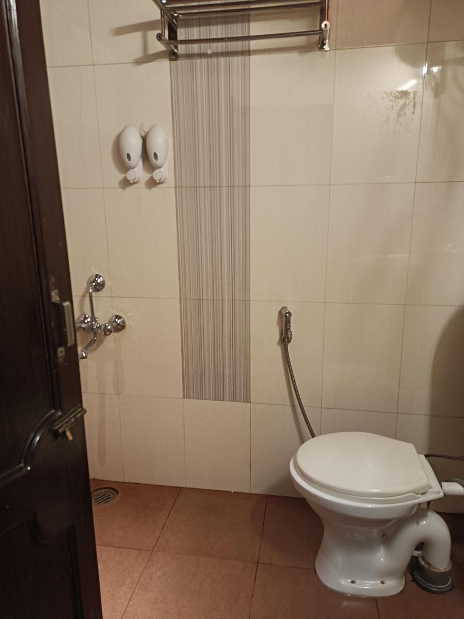 Hotel Serene Shillong Exterior foto